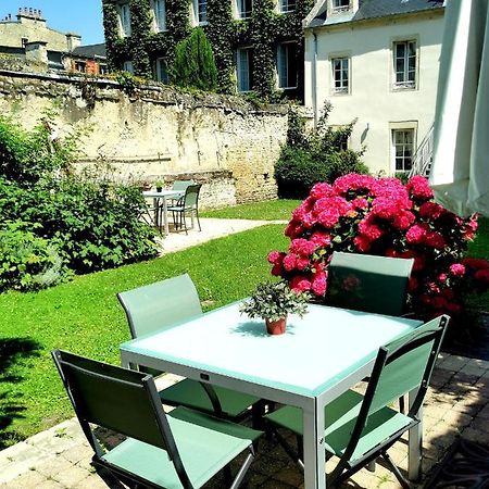 Apt Duplex Ou Plain Pied Tout Confort Plein Centre Ville Bayeux Proche Commerces, Restaurants, Avec Terrasse Privative Ou Jardin Commun Amenage Clos, Parking Gratuit A Proximite, Proche Plages Du Debarquement Buitenkant foto