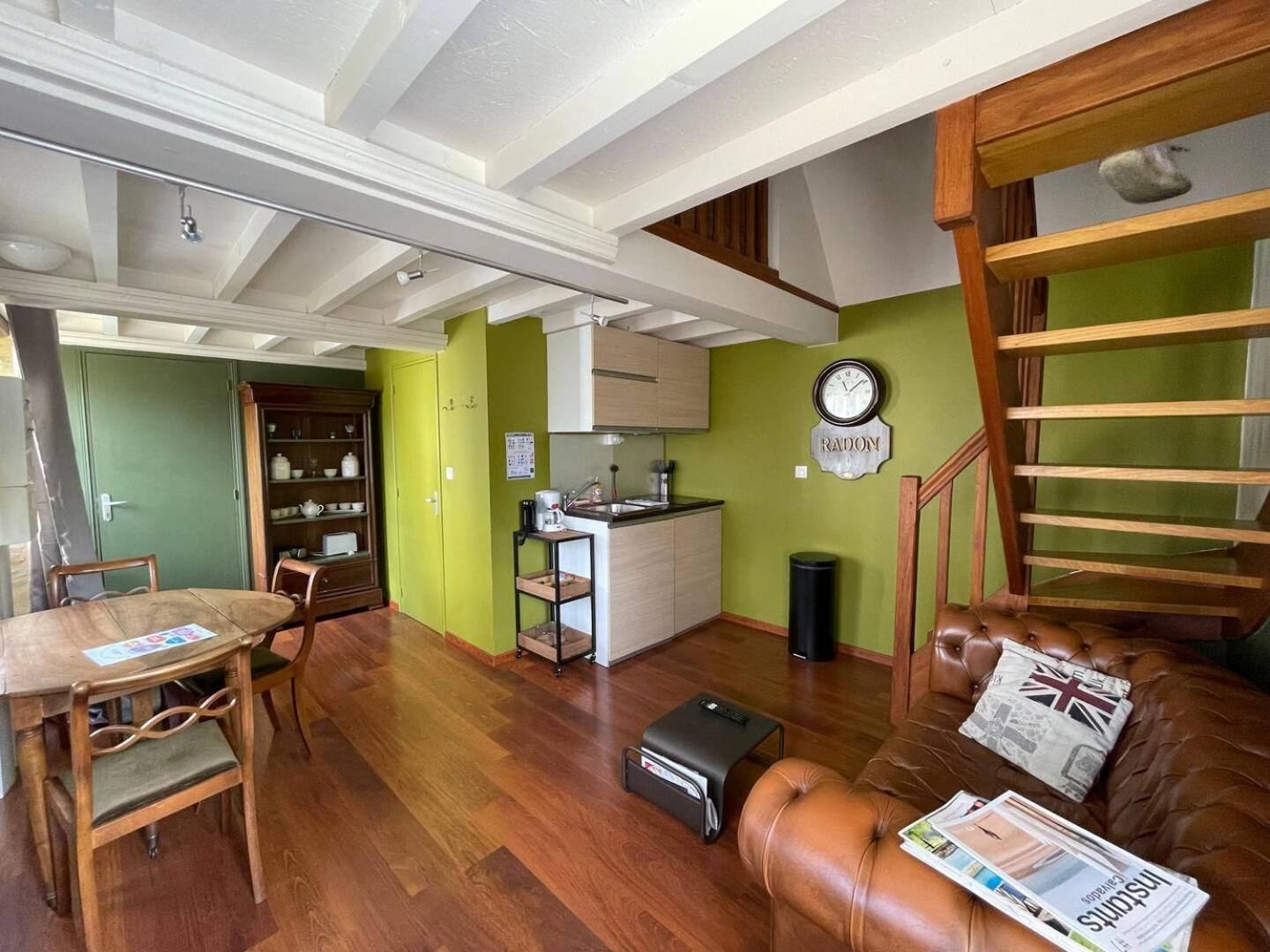 Apt Duplex Ou Plain Pied Tout Confort Plein Centre Ville Bayeux Proche Commerces, Restaurants, Avec Terrasse Privative Ou Jardin Commun Amenage Clos, Parking Gratuit A Proximite, Proche Plages Du Debarquement Buitenkant foto