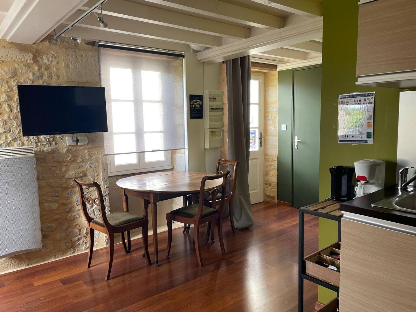 Apt Duplex Ou Plain Pied Tout Confort Plein Centre Ville Bayeux Proche Commerces, Restaurants, Avec Terrasse Privative Ou Jardin Commun Amenage Clos, Parking Gratuit A Proximite, Proche Plages Du Debarquement Buitenkant foto