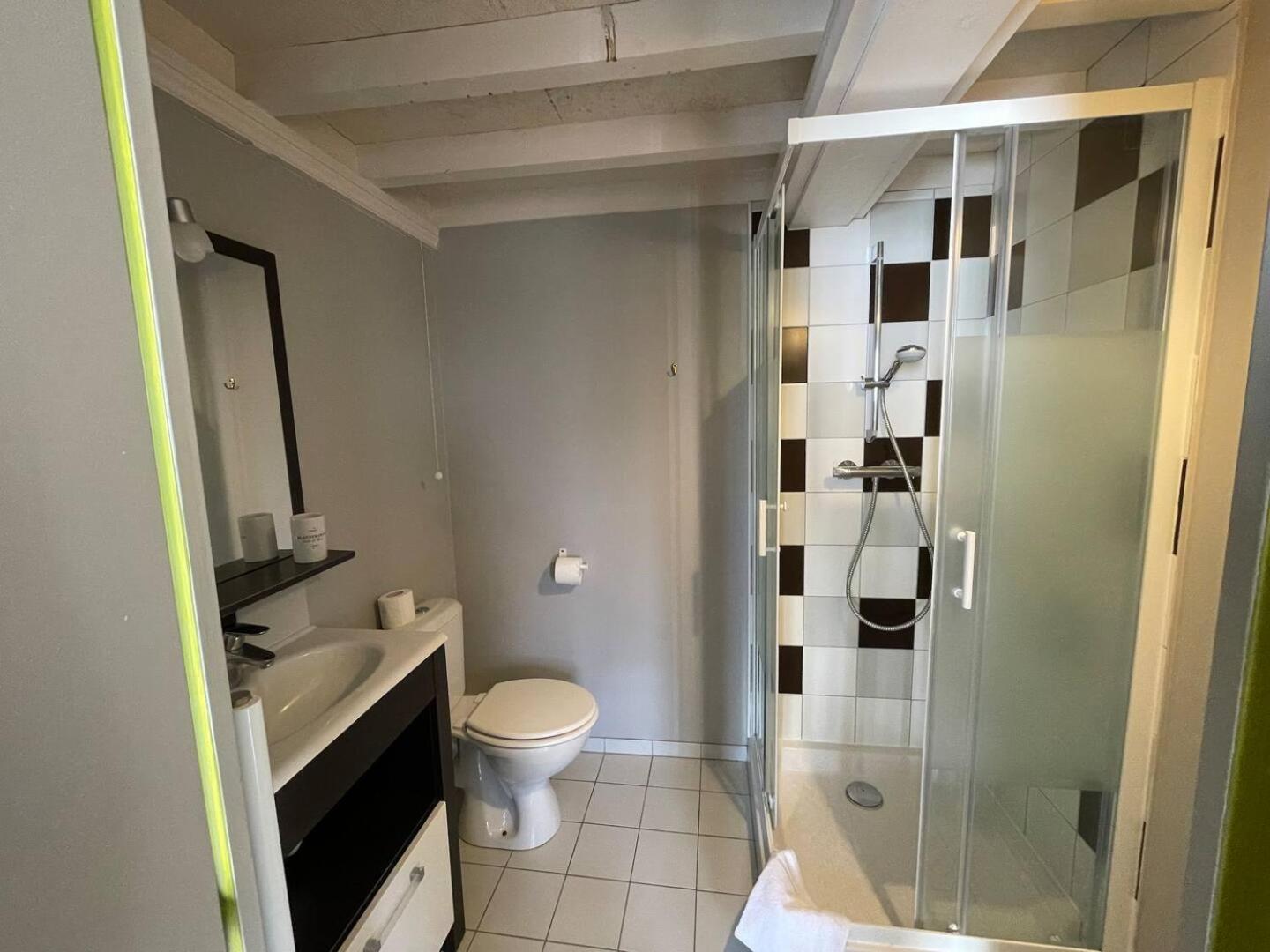 Apt Duplex Ou Plain Pied Tout Confort Plein Centre Ville Bayeux Proche Commerces, Restaurants, Avec Terrasse Privative Ou Jardin Commun Amenage Clos, Parking Gratuit A Proximite, Proche Plages Du Debarquement Buitenkant foto