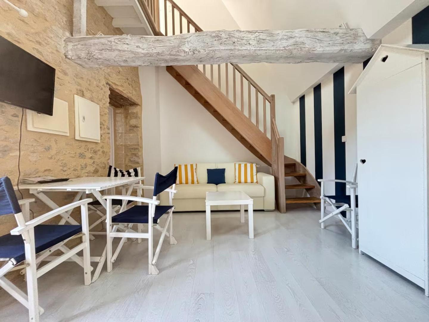 Apt Duplex Ou Plain Pied Tout Confort Plein Centre Ville Bayeux Proche Commerces, Restaurants, Avec Terrasse Privative Ou Jardin Commun Amenage Clos, Parking Gratuit A Proximite, Proche Plages Du Debarquement Buitenkant foto
