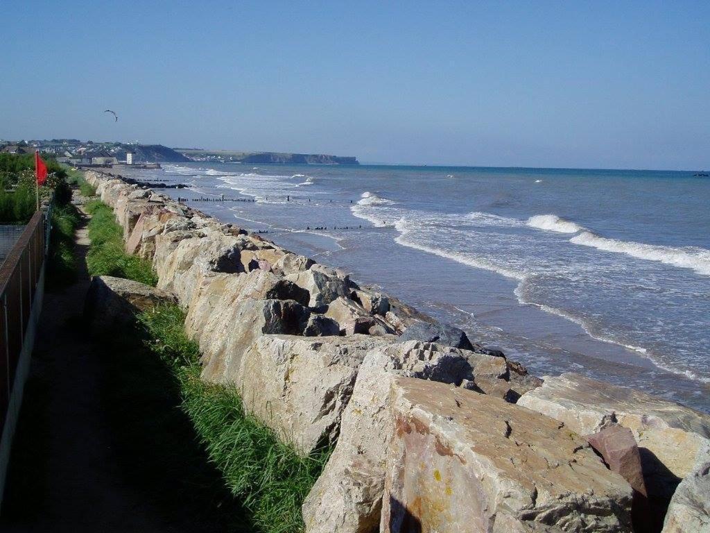 Apt Duplex Ou Plain Pied Tout Confort Plein Centre Ville Bayeux Proche Commerces, Restaurants, Avec Terrasse Privative Ou Jardin Commun Amenage Clos, Parking Gratuit A Proximite, Proche Plages Du Debarquement Buitenkant foto